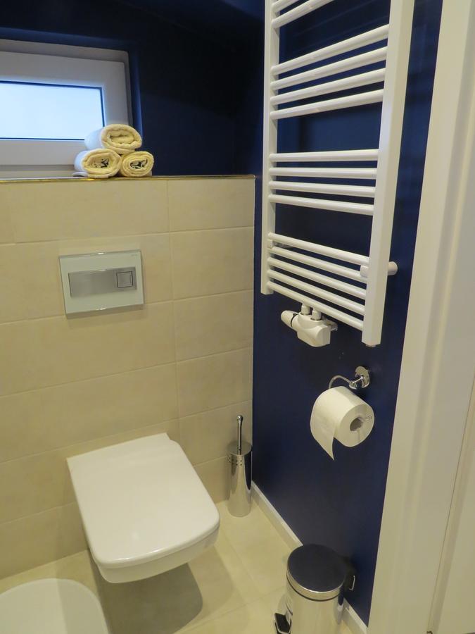- Na Kowarskiej Starowce Ii Apartment *